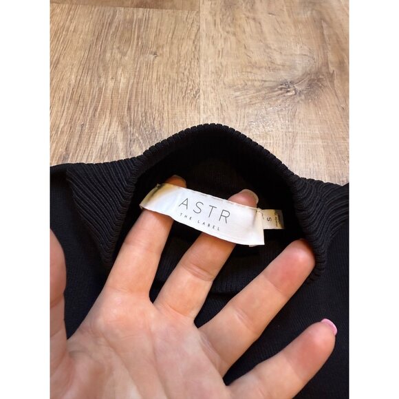 ASTR the Label Raven‎ Strappy Cutout Sweater Womens S Black Mock Neck Lace Up - Picture 5 of 11